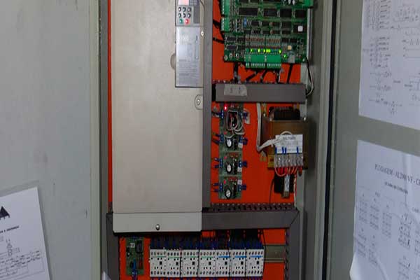 Assistência técnica de elevadores